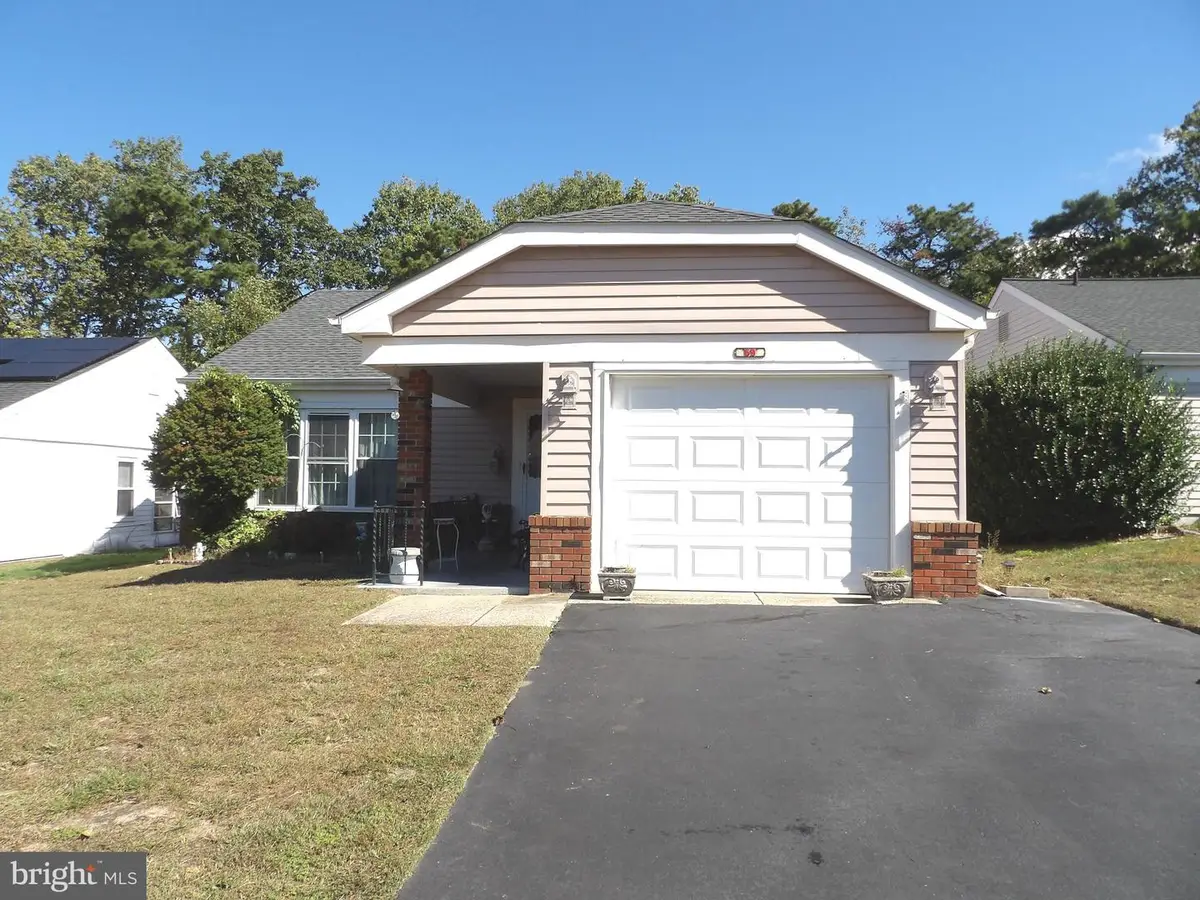 69 Buckingham Dr, Leisuretowne, NJ 08088 - Image #1