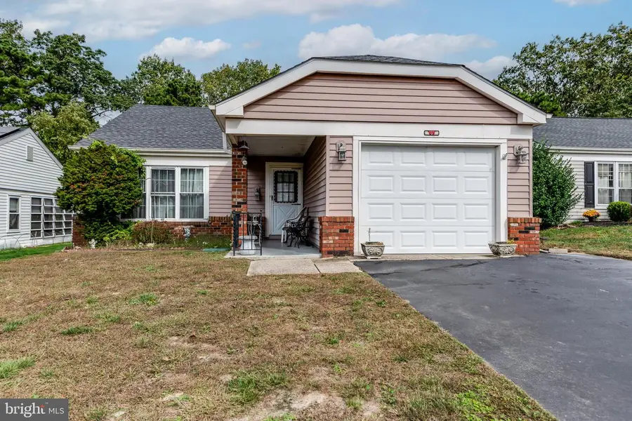 69 Buckingham Dr, Leisuretowne, NJ 08088 - Image #2