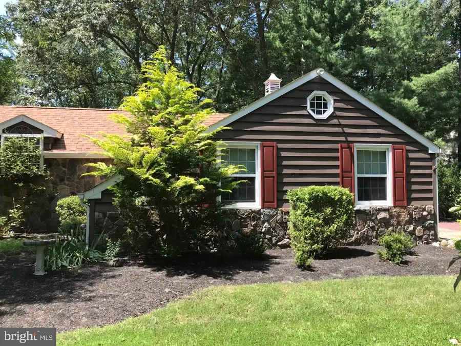 107 N Ohio Trl, Medford, NJ 08055 - Image #2