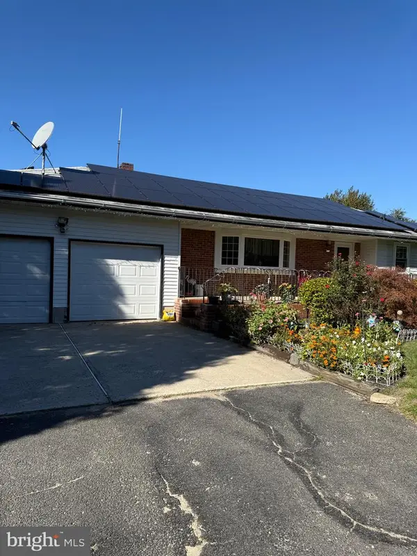 1339 Monmouth Rd, MOUNT HOLLY, NJ 08060