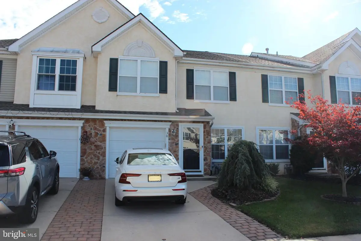 30 Leighton Dr, Mount Laurel, NJ 08054 - Image #1