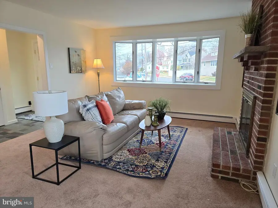 120 E Center Ave, Maple Shade, NJ 08052 - Image #3