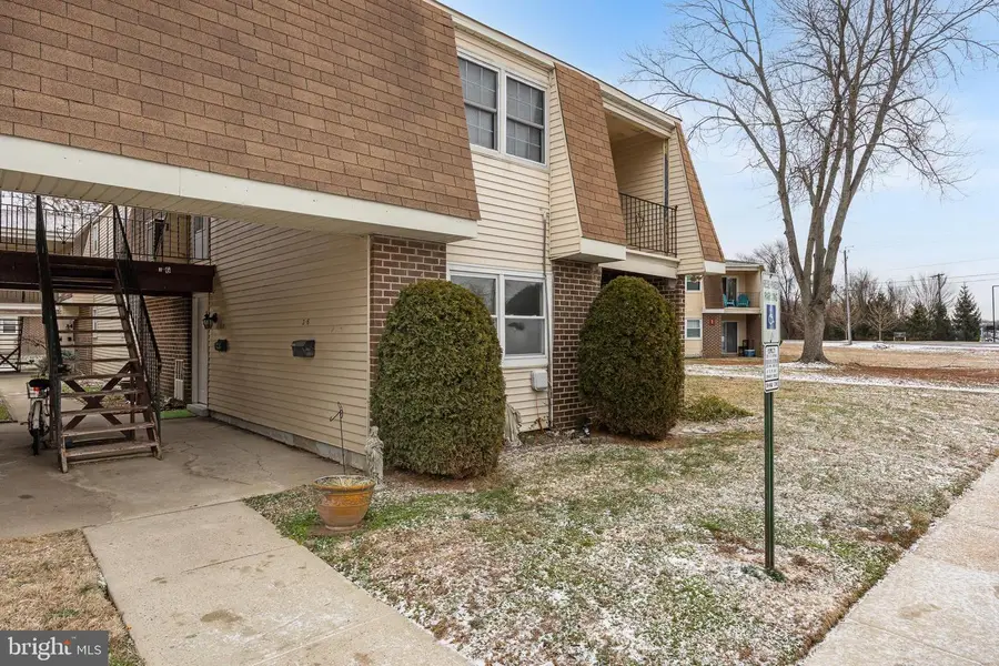 3-2 Florence Tollgate Pl, Florence, NJ 08518 - Image #3