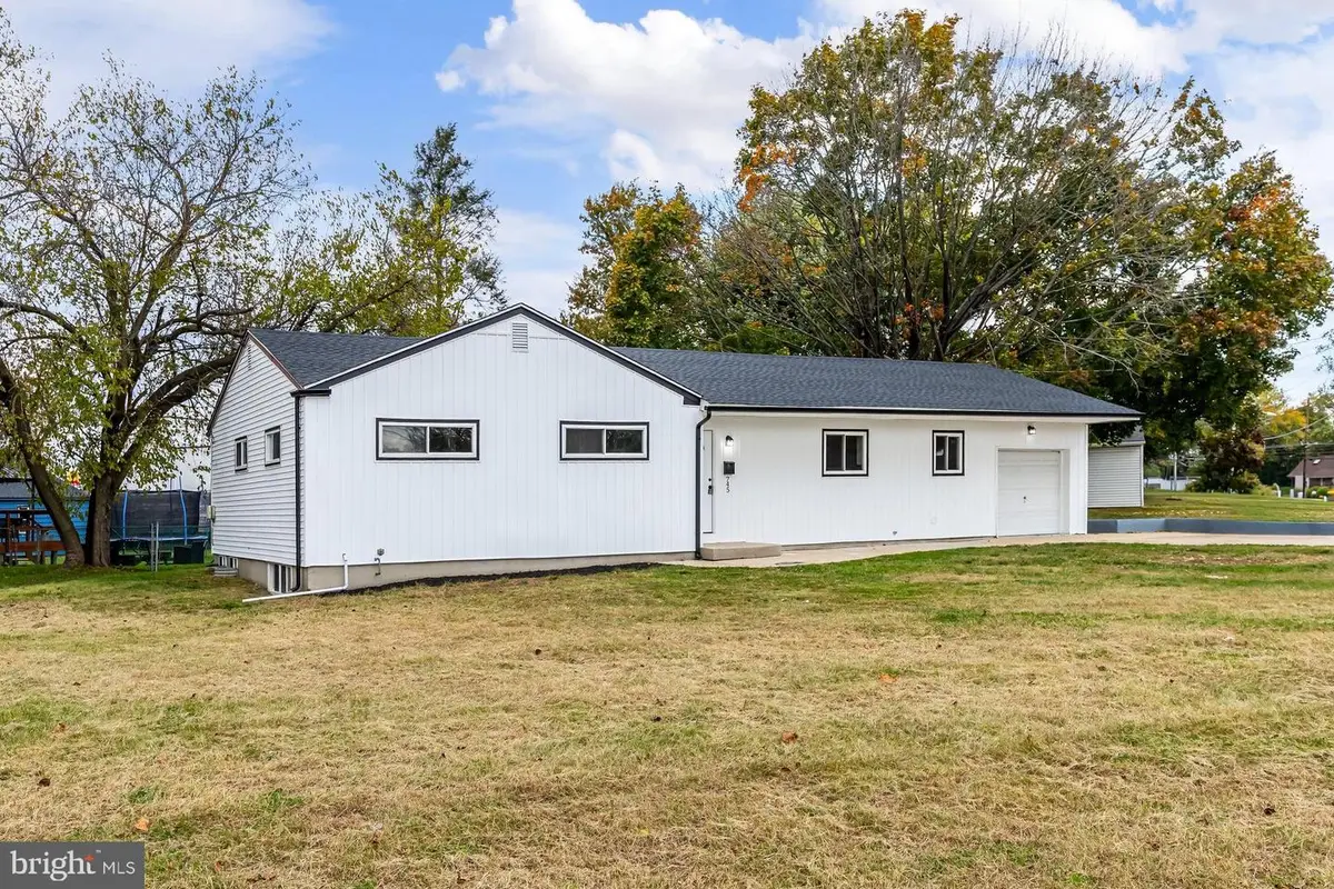 745 Holly Ln, Westampton, NJ 08060 - Image #1