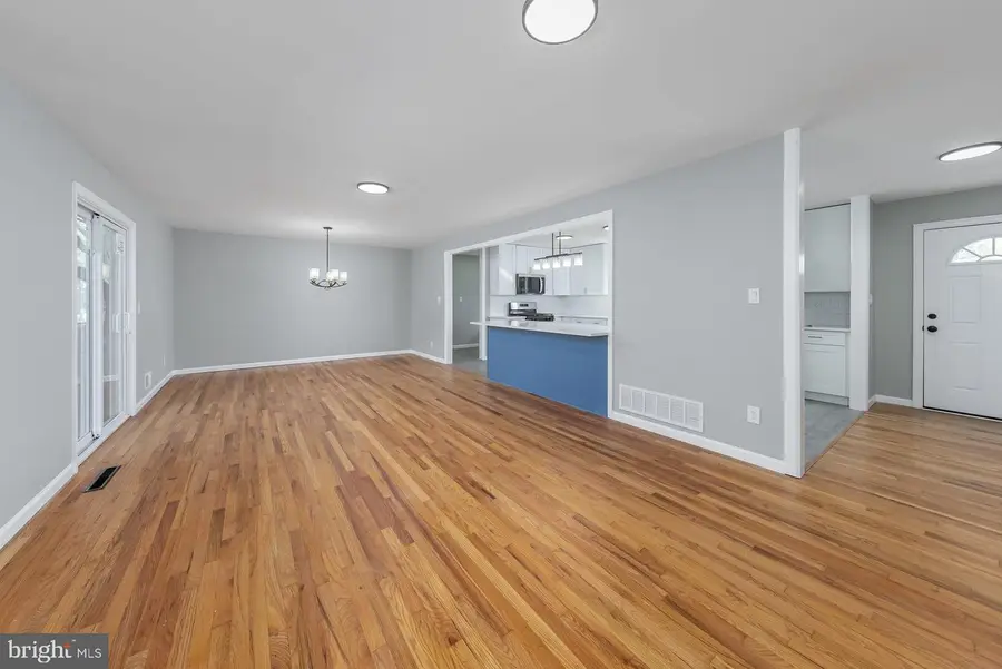 745 Holly Ln, Westampton, NJ 08060 - Image #3