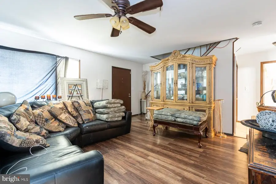 38 Hamilton Ln, Willingboro, NJ 08046 - Image #3