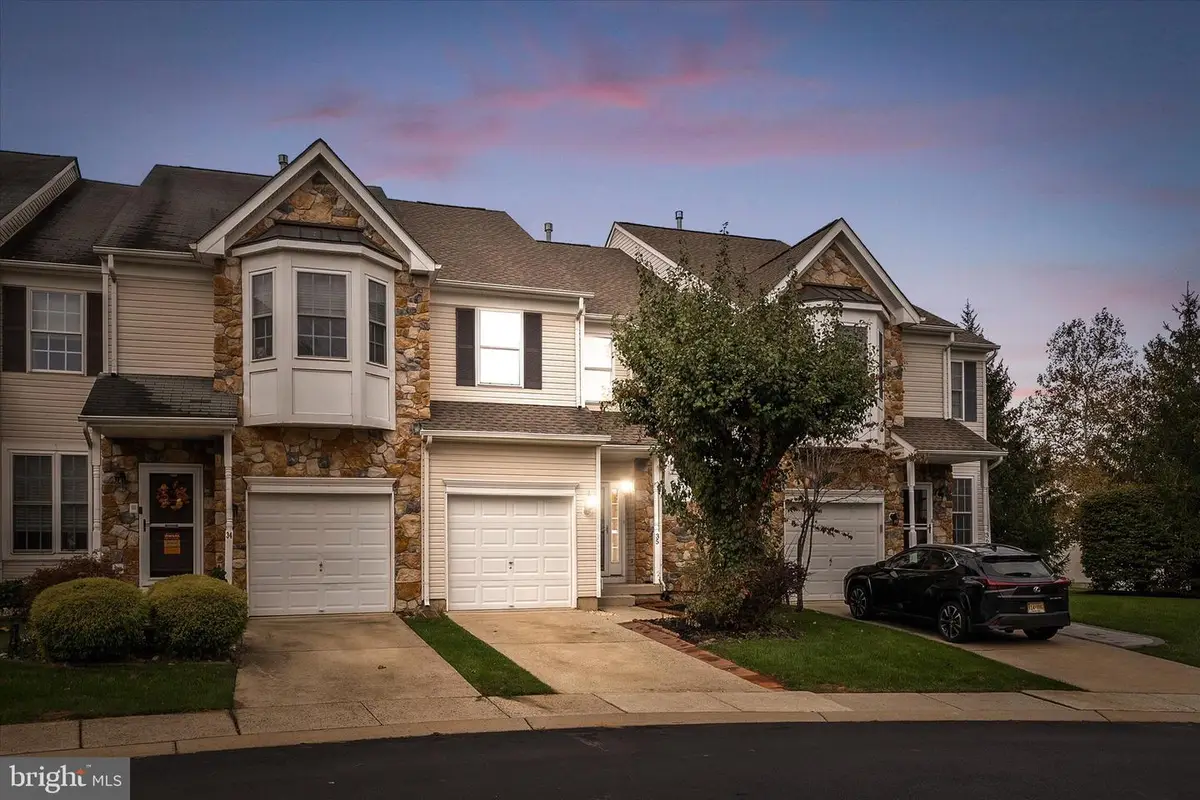 35 Farmington Ct, Bordentown, NJ 08505 - Image #1