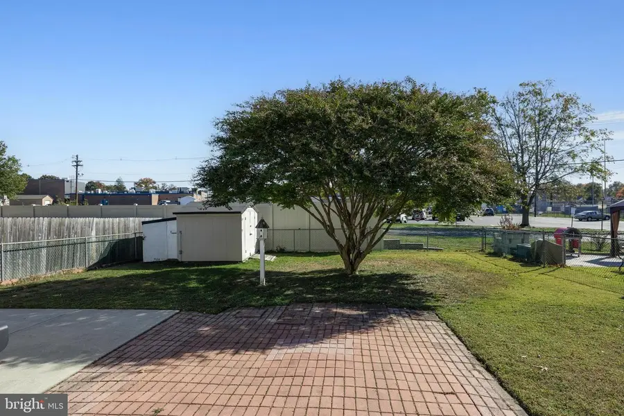 327 S Coles Ave, Maple Shade, NJ 08052 - Image #3