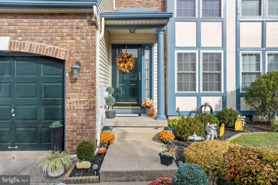 9 Summerhill Ln, Medford, NJ 08055 - Image #2