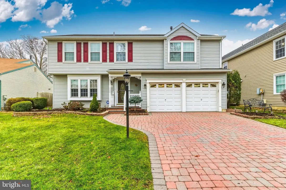 13 Keatley Dr, Marlton, NJ 08053 - Image #1