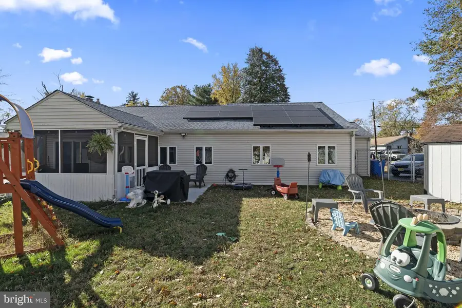185 Fairfax Dr, Cinnaminson, NJ 08077 - Image #3
