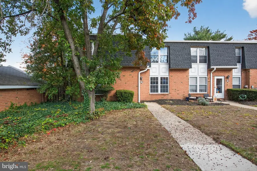 1107 Harbour Dr, Palmyra, NJ 08065 - Image #2