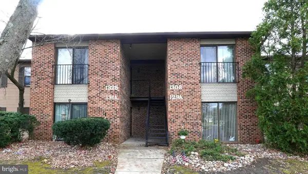 130b Birchfield Ct, MOUNT LAUREL, NJ 08054