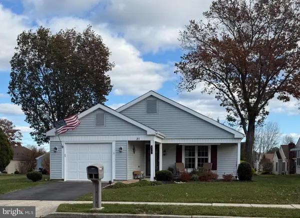 21 Westminster Dr S, SOUTHAMPTON TWP, NJ 08088