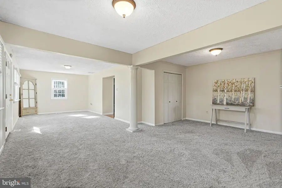 43 Woodside Dr, Tabernacle, NJ 08088 - Image #2