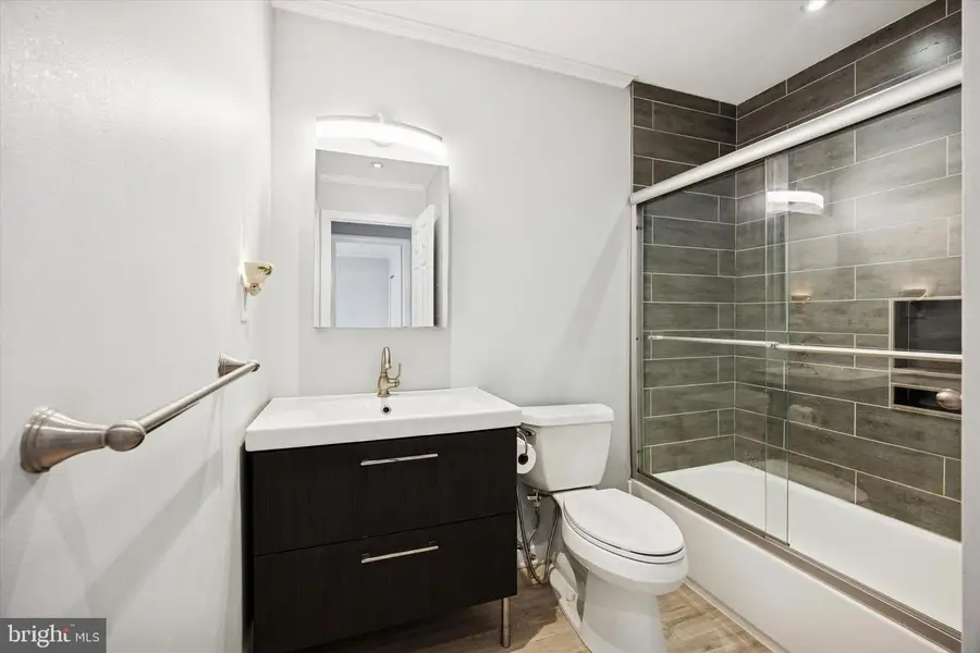 3003 Harbour Dr, Palmyra, NJ 08065 - Image #2