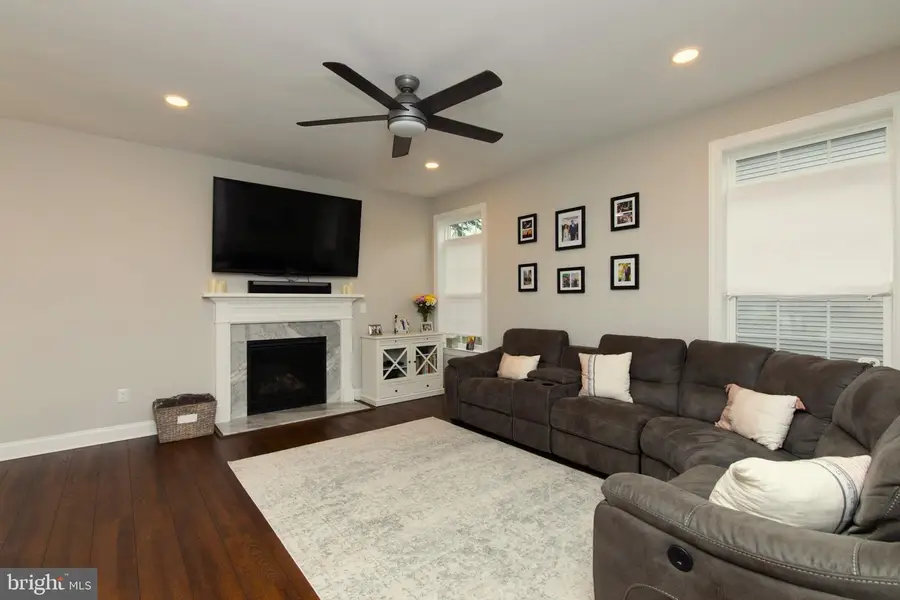 258 Elm Ave, Burlington, NJ 08016 - Image #3