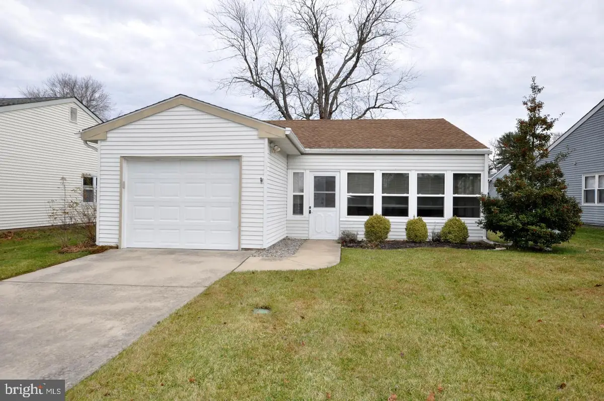 90 Huntington Dr, Leisuretowne, NJ 08088 - Image #1