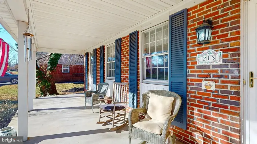 213 Wayne Dr, Cinnaminson, NJ 08077 - Image #3