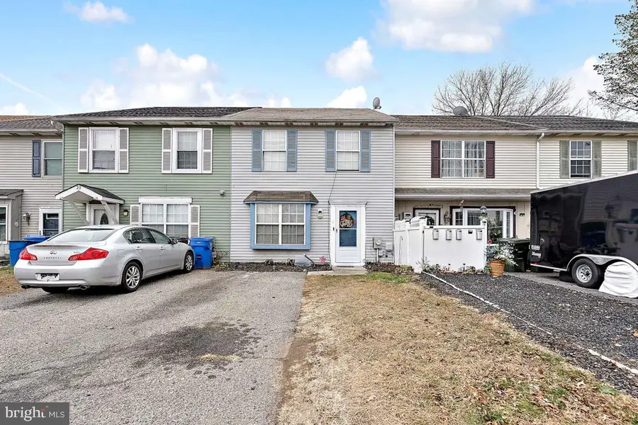 18 E 4th St, Burlington, NJ 08016 - Image #2