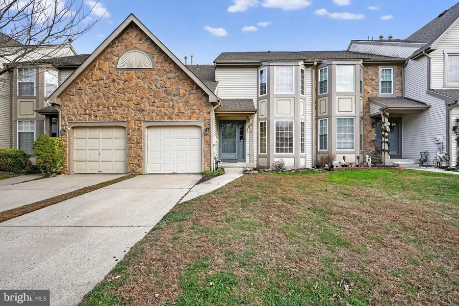 18 Langcliffe Ct, Mount Laurel, NJ 08054 - Image #2