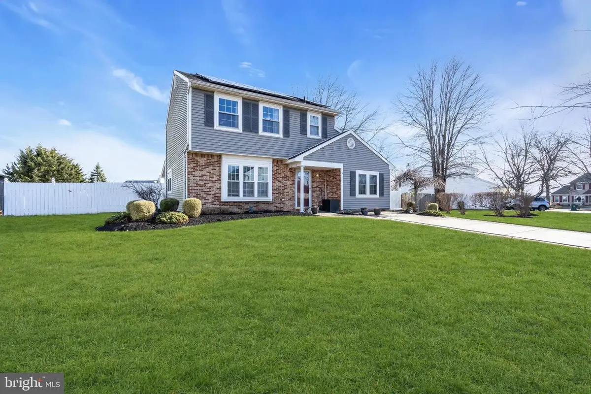 9 Honey Locust Ln, Mount Holly, NJ 08060 - Image #1