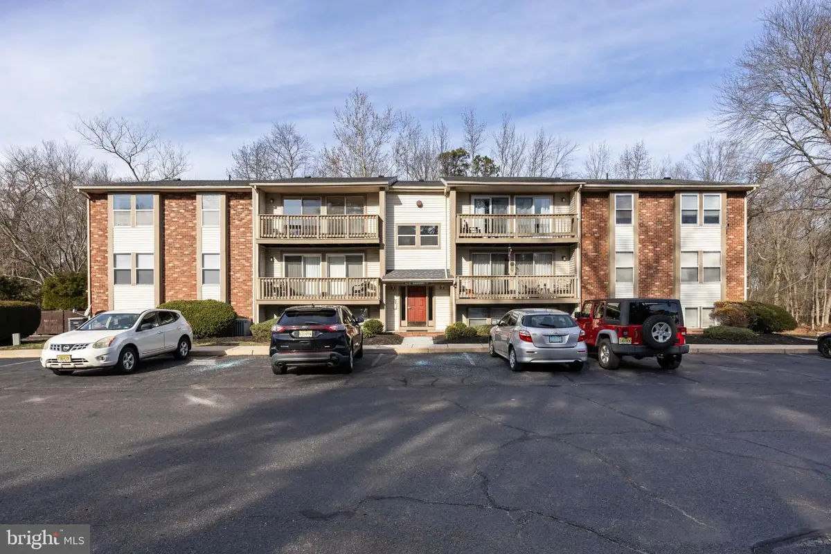 69 Sweetfern Ct, Marlton, NJ 08053 - Image #1