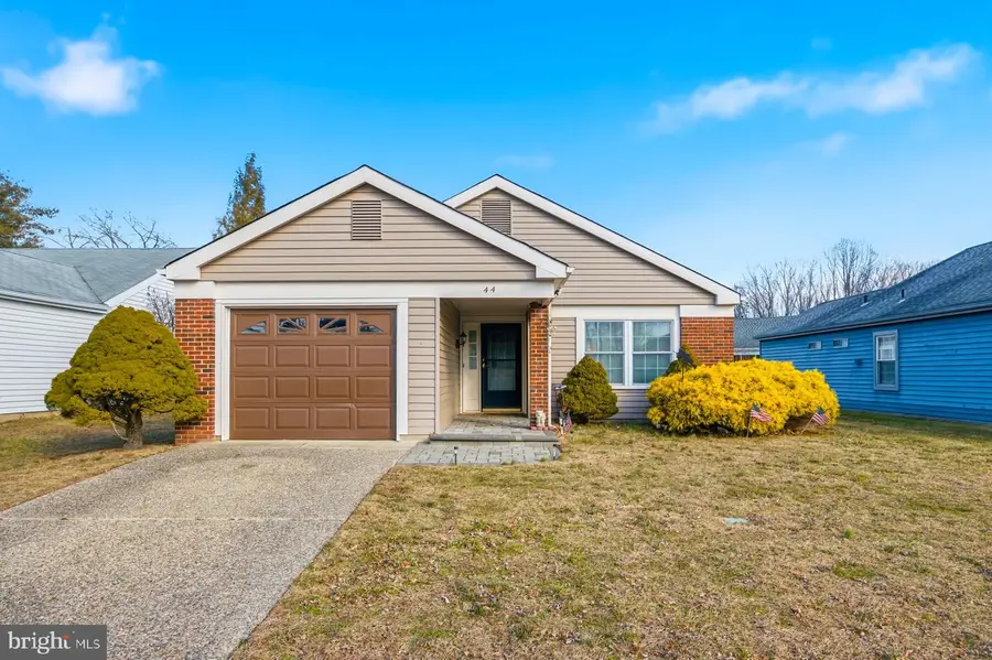 44 New Castle Dr, Leisuretowne, NJ 08088 - Image #2