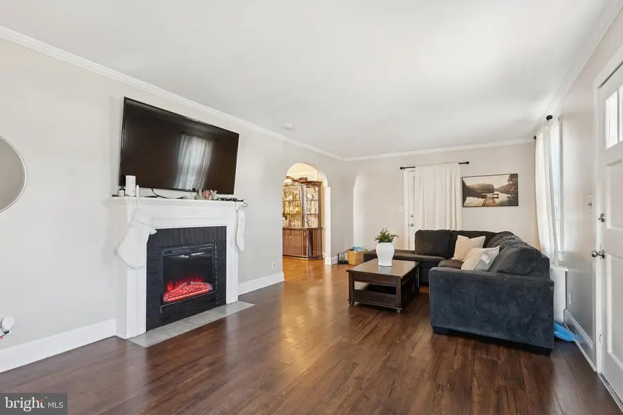24 N Chester Ave, Riverside, NJ 08075 - Image #2