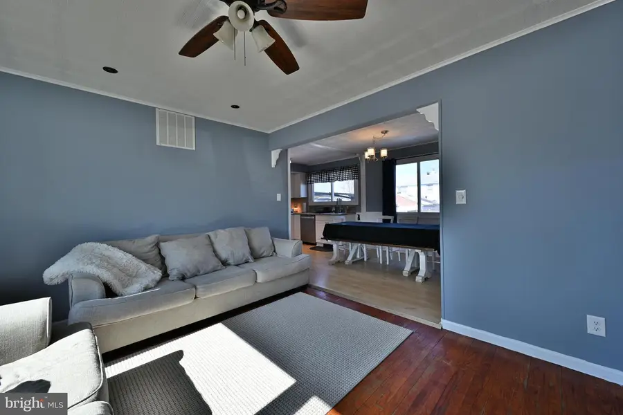 323 Mill Rd, Burlington, NJ 08016 - #2