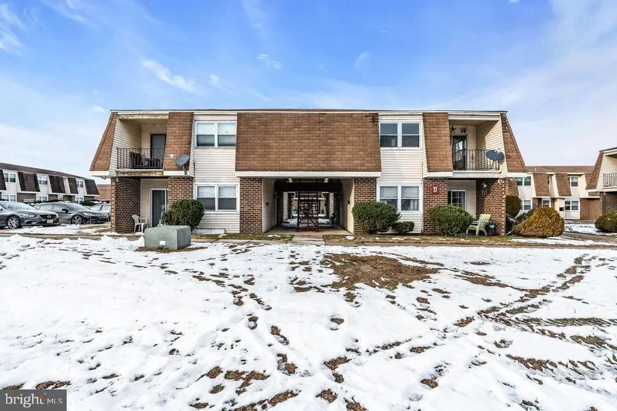 27-2 Florence Tollgate Pl #27-2, Florence, NJ 08518 - Image #2