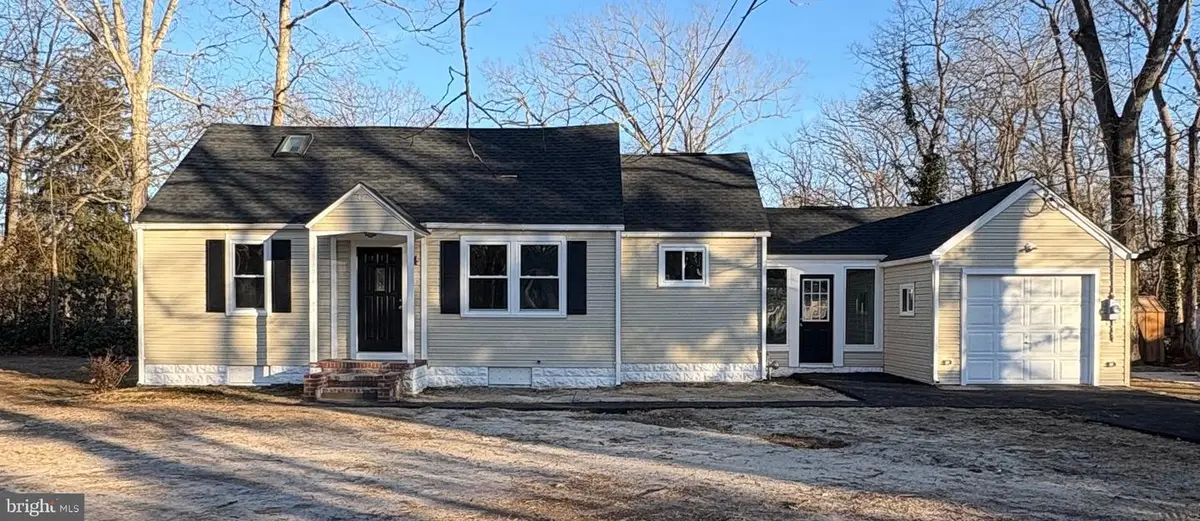 4 W Lakeshore Dr, Browns Mills, NJ 08015 - Image #1