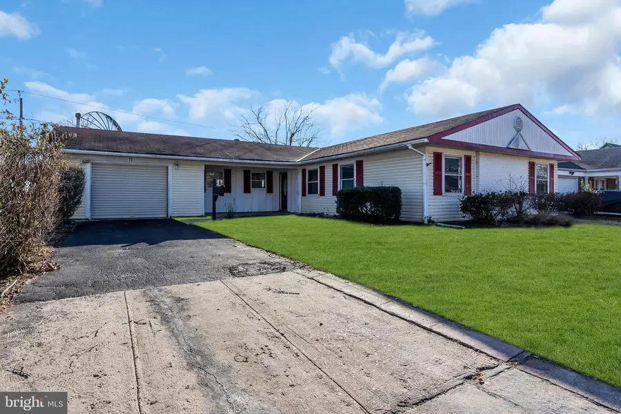 15 Efland Ln, Willingboro, NJ 08046 - #2