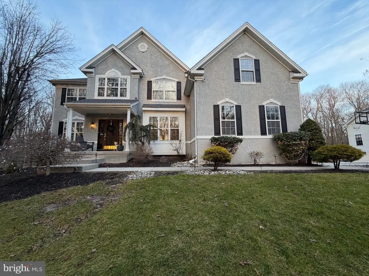 20 Richland Dr, Mount Laurel, NJ 08054 - Image #1