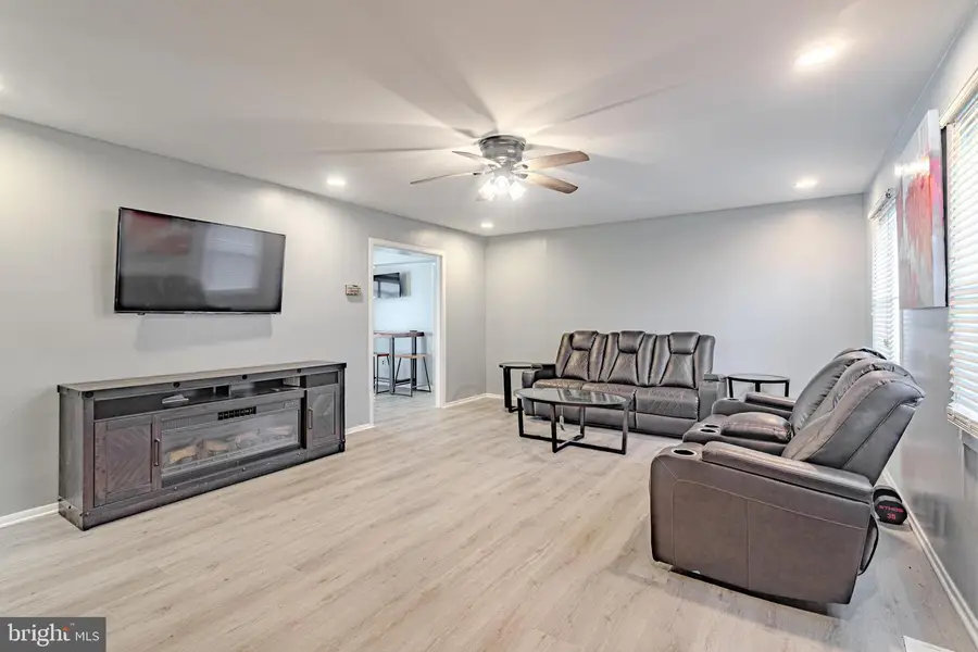 84 Middlebury Ln, Willingboro, NJ 08046 - Image #3