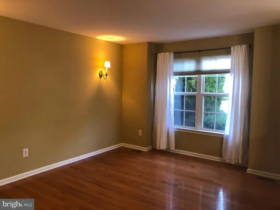 16 Hogan Way, Moorestown, NJ 08057 - Image #2