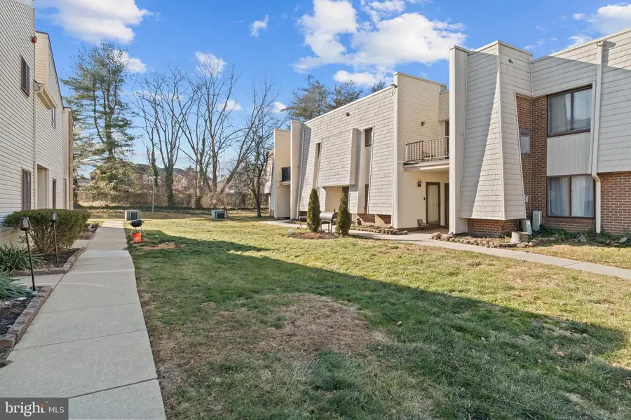 609 Downing Ct, Westampton, NJ 08060 - Image #2