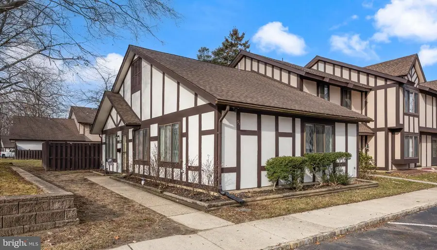 51 Blue Spruce Ct, Lumberton, NJ 08048 - Image #2