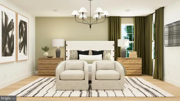 8 Red Barn Ln, BORDENTOWN, NJ 08505