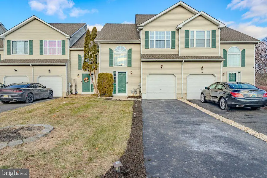 67 Fawn Ct, Lumberton, NJ 08048 - Image #2