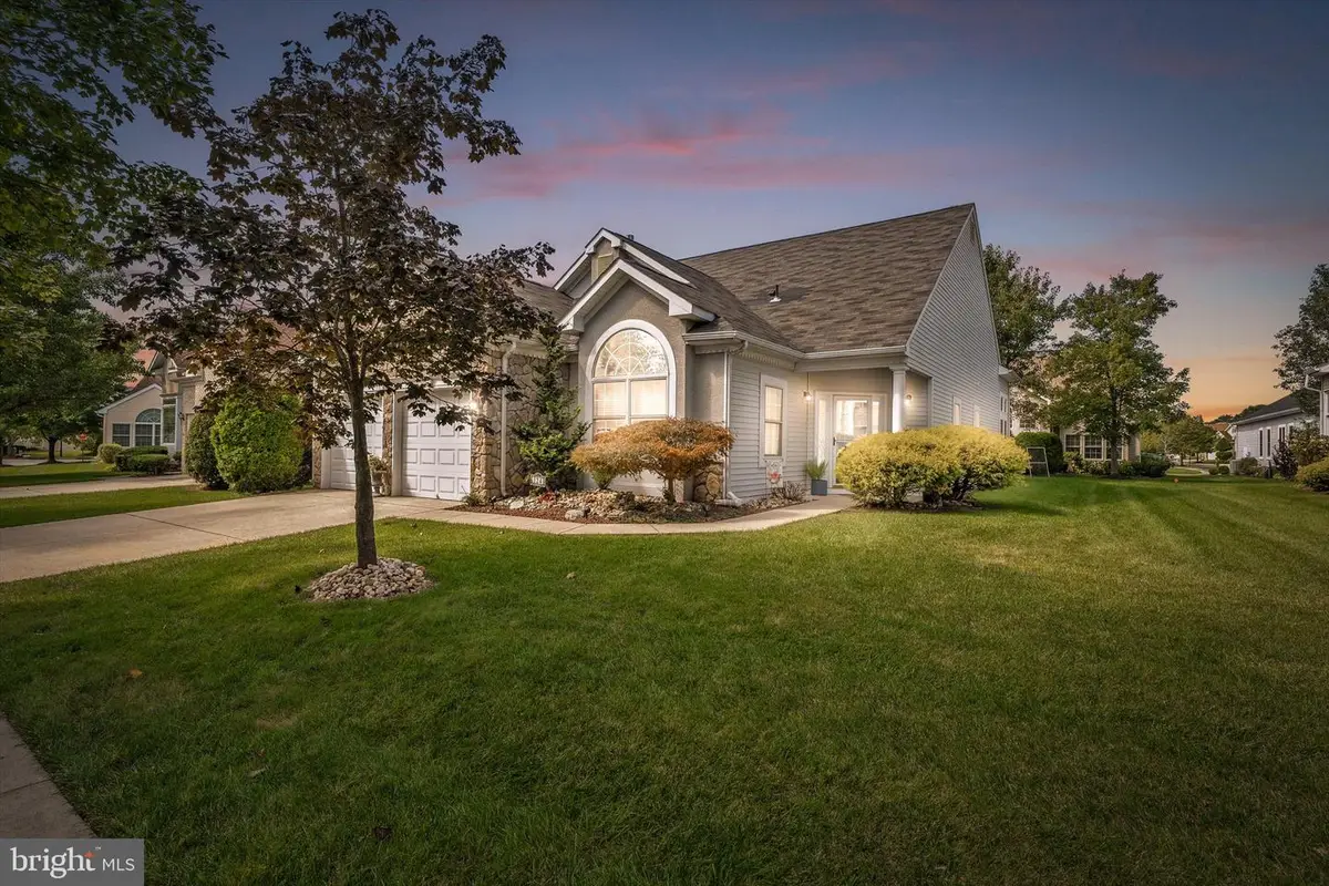 124 Ridgway Dr, Bordentown, NJ 08505 - Image #1