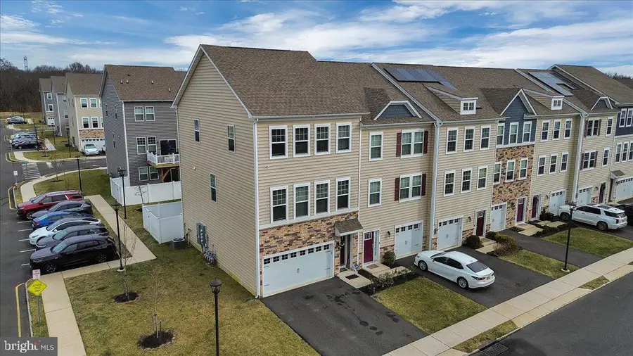 14 Verona Ln, Mount Laurel, NJ 08054 - Image #2