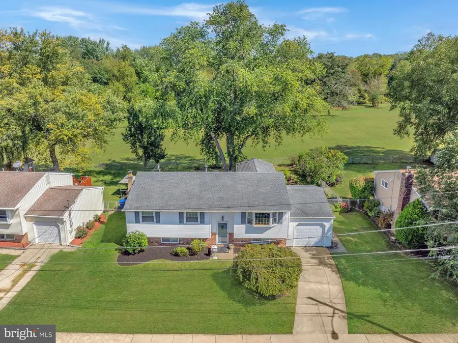 33 Estate Rd, Lumberton, NJ 08048 - Image #2