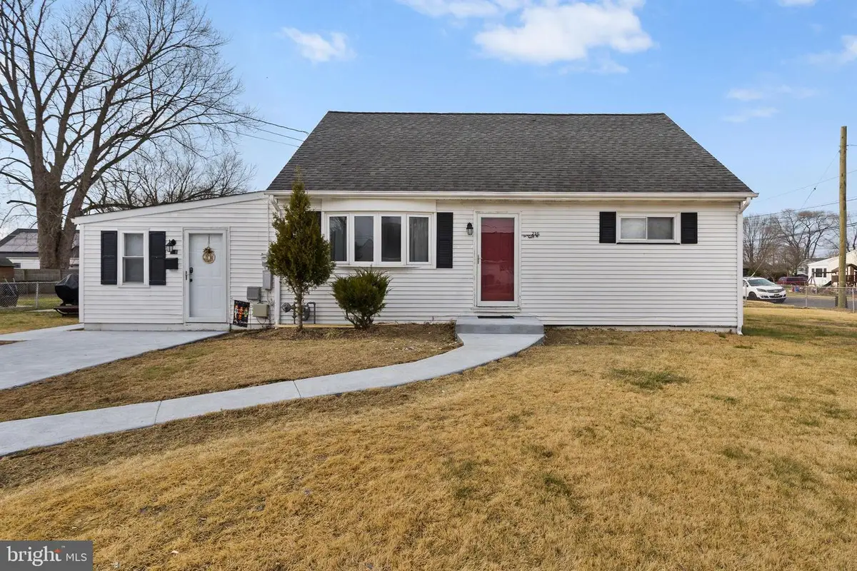 216 Blue Jay Ln, Mount Holly, NJ 08060 - Image #1