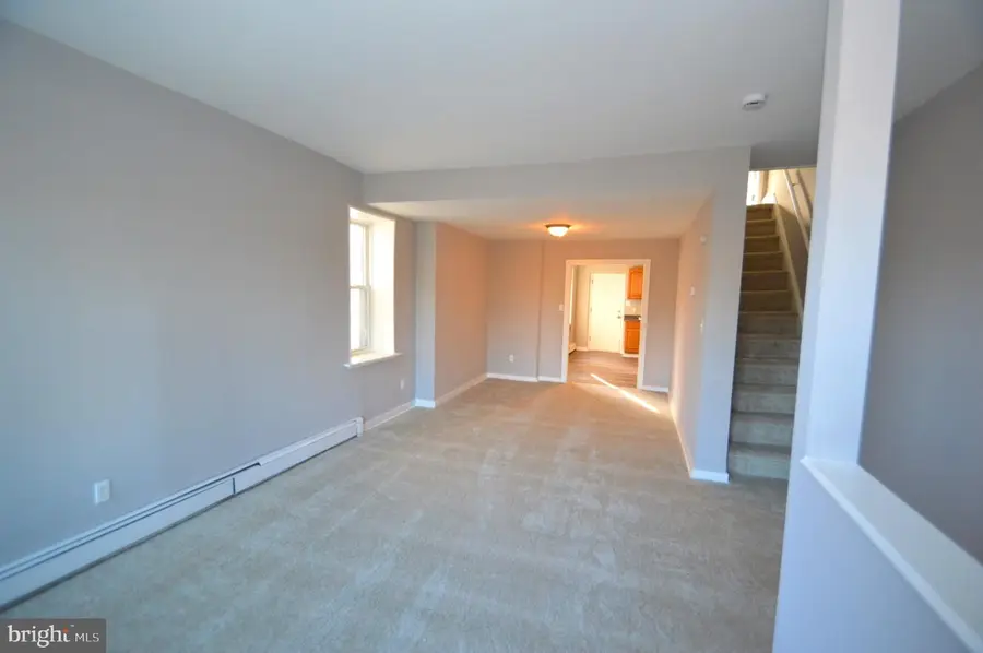 350 E Broad, Burlington, NJ 08016 - Image #3