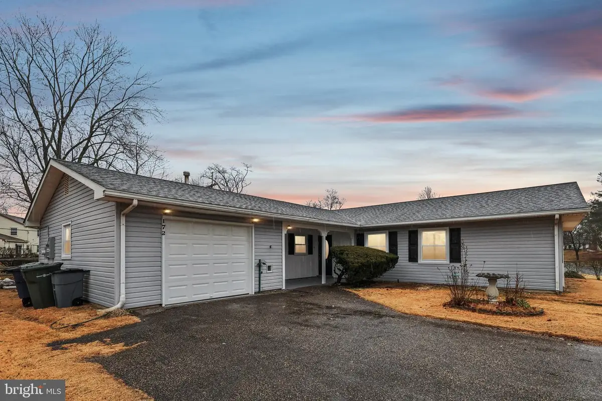 172 Tiffany Ln, Willingboro, NJ 08046 - Image #1