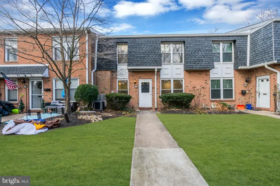 1084 Harbour Dr, Palmyra, NJ 08065 - Image #2