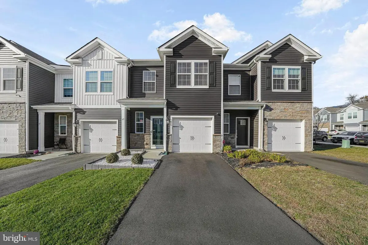 69 Peregrine Way, Burlington, NJ 08016 - #1