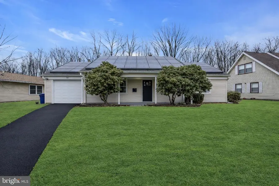 142 Eastbrook Ln, Willingboro, NJ 08046 - Image #3