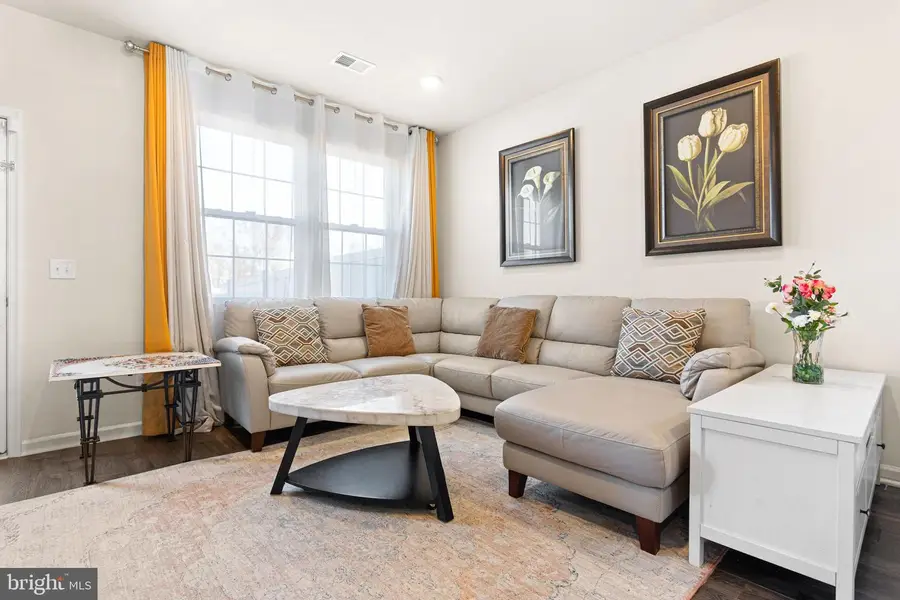 12 Peregrine Way, Burlington, NJ 08016 - Image #3